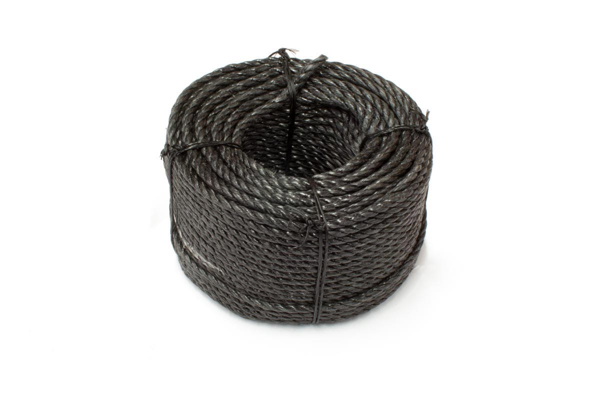 http://catnets.com.au/cdn/shop/files/catnets-black-edging-rope-50m-bulk-roll-edging-rope-black-or-stone-33978381336766.jpg?v=1694560409