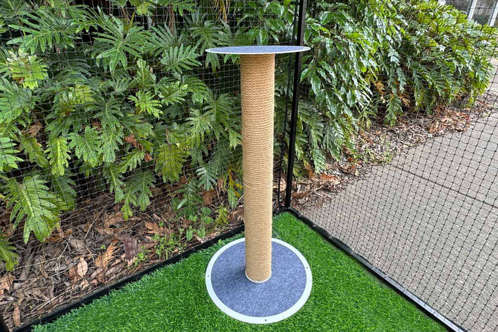 Catnets SKYWALKS Cat Climbing System Skywalks Outdoor Cat Scratching Tower